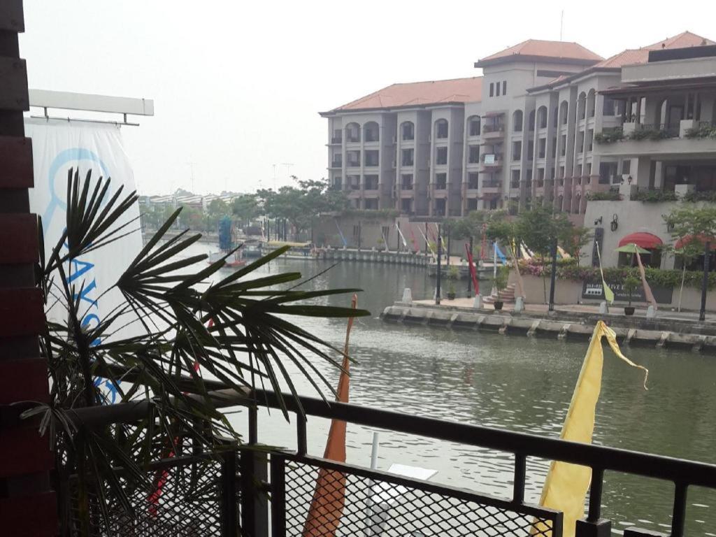 Quayside Hotel Malacca Екстериор снимка
